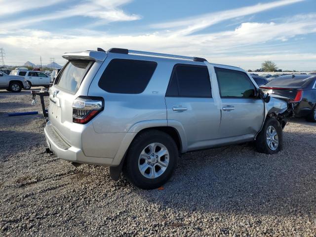 Image 3 of 2020 TOYOTA 4RUNNER SR5 2020 with VIN JTEZU5JRXL5214812