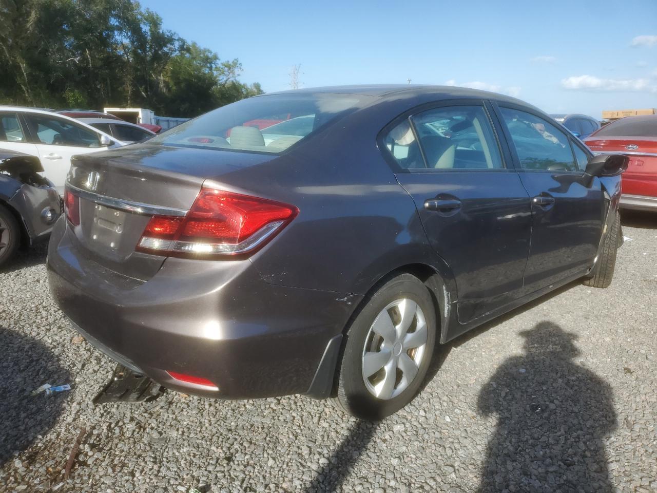 Obraz 3 z 2013 HONDA CIVIC LX 2013 z VIN 19XFB2F57DE248231