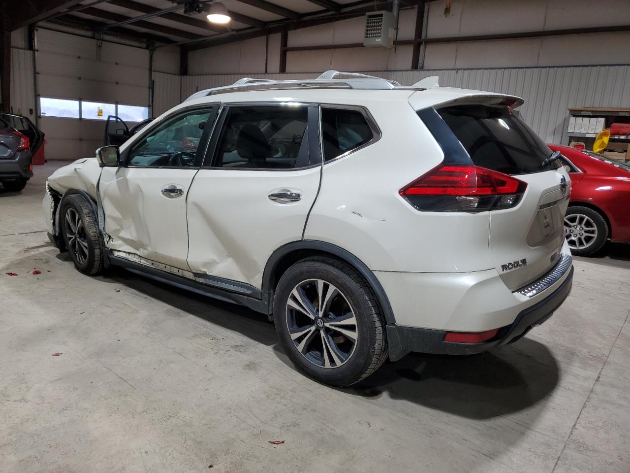 Изображение 2 2017 NISSAN ROGUE S 2017 с VIN JN8AT2MV4HW020021