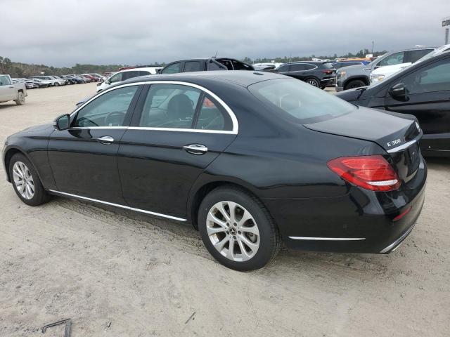 Image 2 of 2018 MERCEDES-BENZ E-CLASS 300 4MATIC 2018 with VIN WDDZF4KB5JA358109