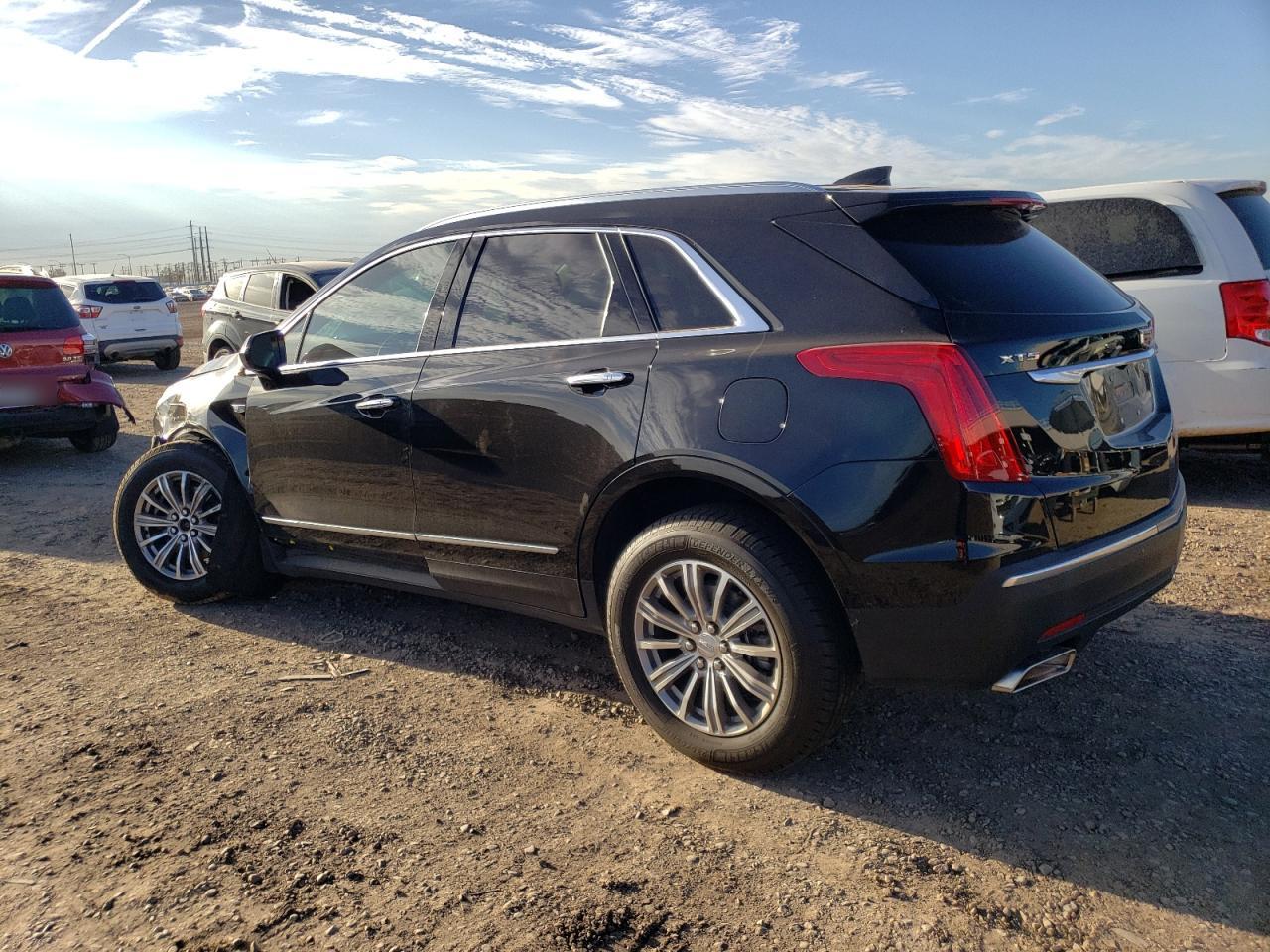 Image 2 of 2019 CADILLAC XT5 LUXURY 2019 with VIN 1GYKNCRS6KZ229761