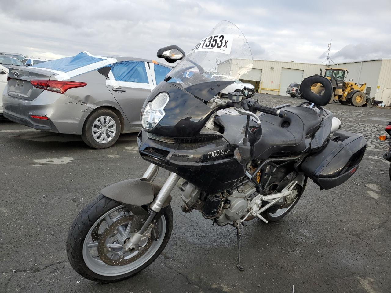 Image 2 of 2005 DUCATI MULTISTRADA 1000 DS 2005 with VIN ZDM1VABP55B014594