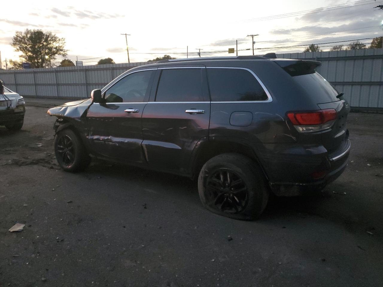 Obraz 2 z 2020 JEEP GRAND CHEROKEE LIMITED 2020 z VIN 1C4RJEBG4LC118227