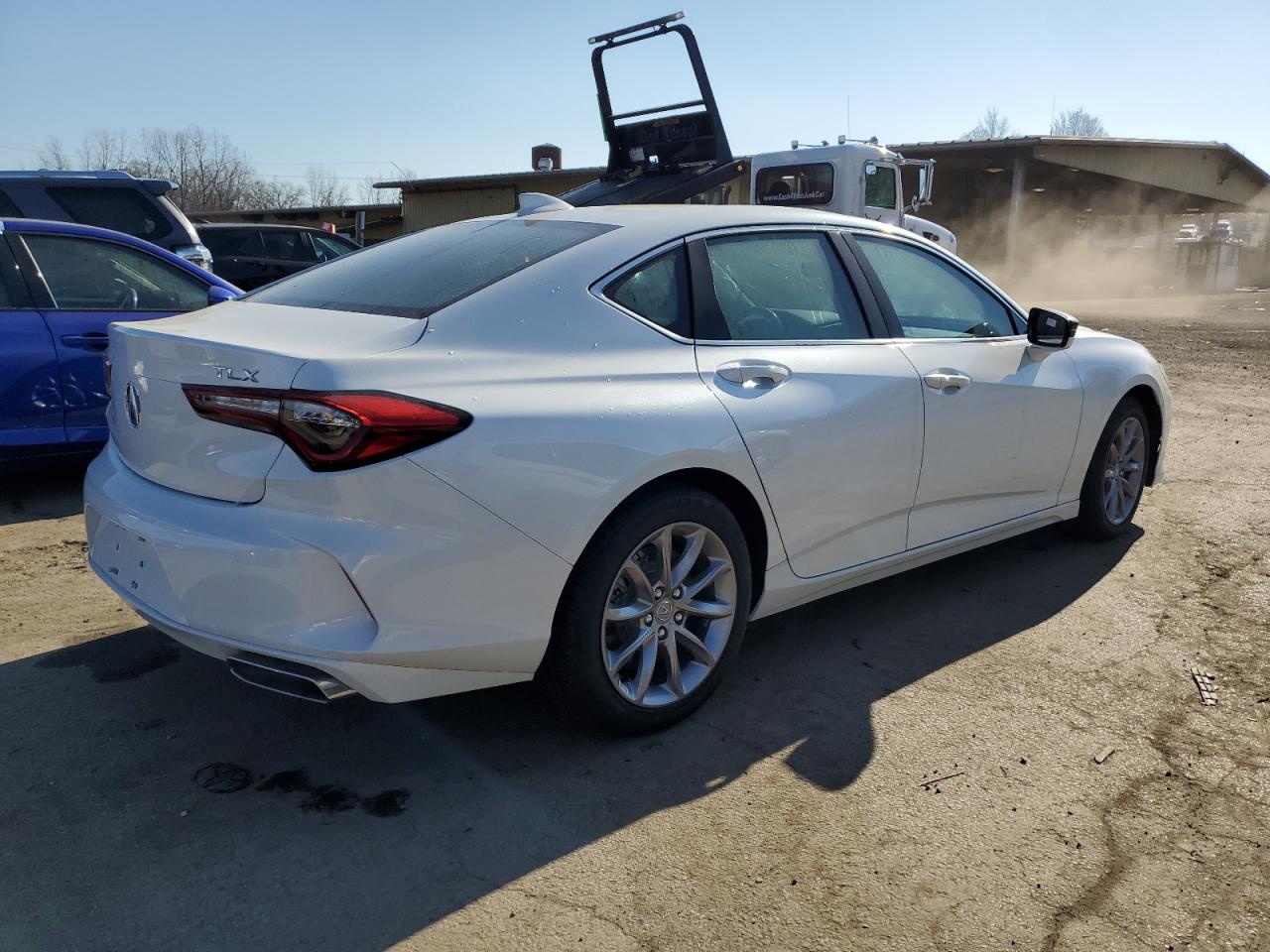 Obraz 3 z 2023 ACURA TLX  2023 z VIN 19UUB5F36PA005848