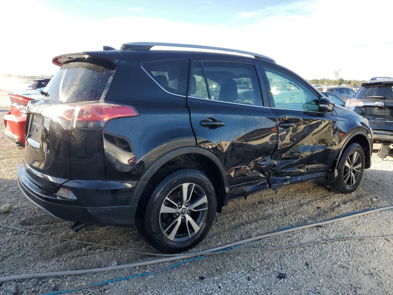 Image 3 of 2018 TOYOTA RAV4 ADVENTURE 2018 with VIN 2T3WFREV6JW427973