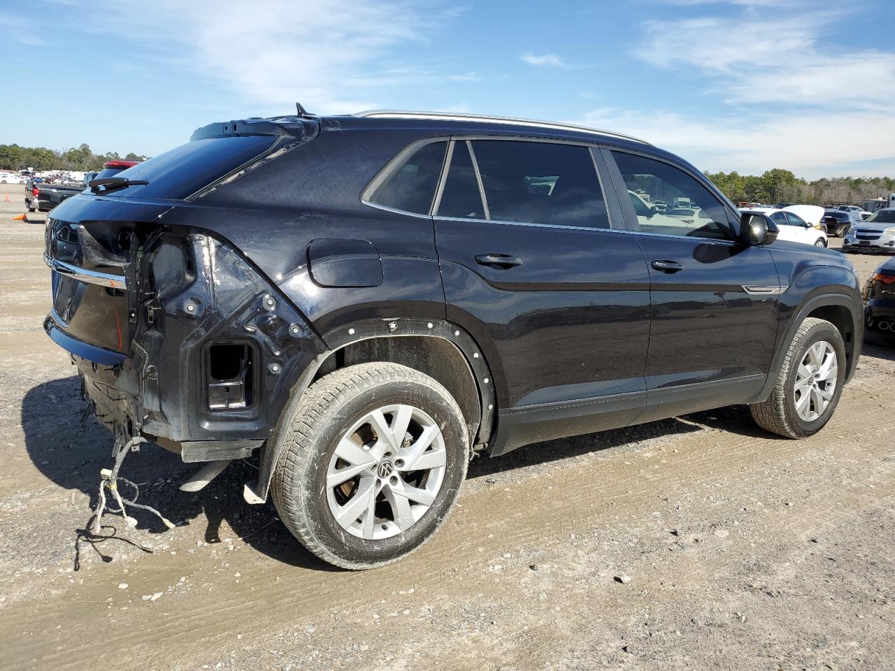 Image 3 of 2020 VOLKSWAGEN ATLAS CROSS SPORT S 2020 with VIN 1V2AC2CA7LC200578