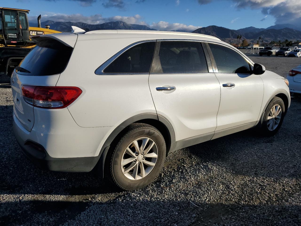 Obraz 3 z 2017 KIA SORENTO LX 2017 z VIN 5XYPG4A34HG266170