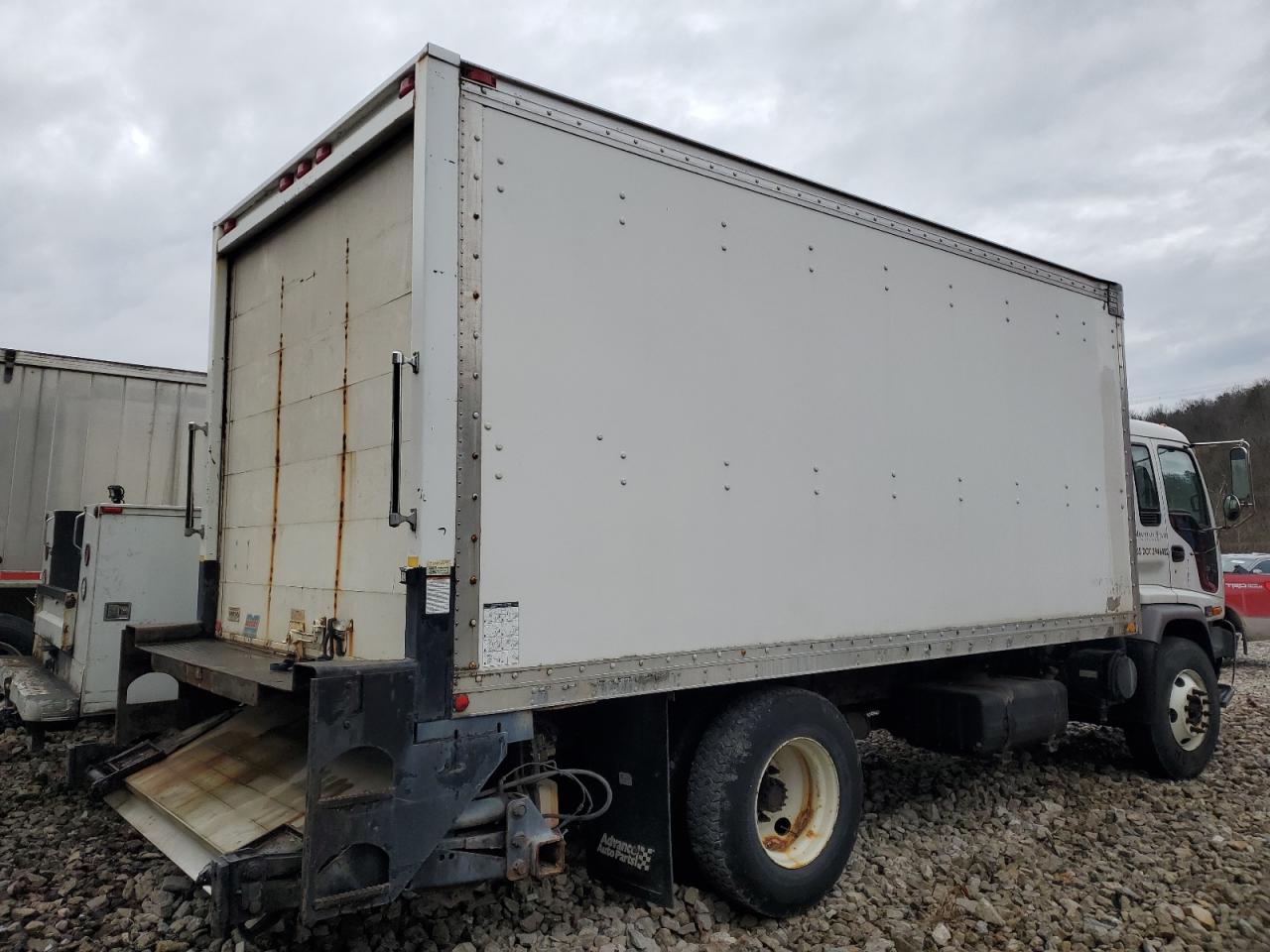 Image 3 of 2009 ISUZU T7F042-FVR  2009 with VIN 4GTK7F1B99F700163