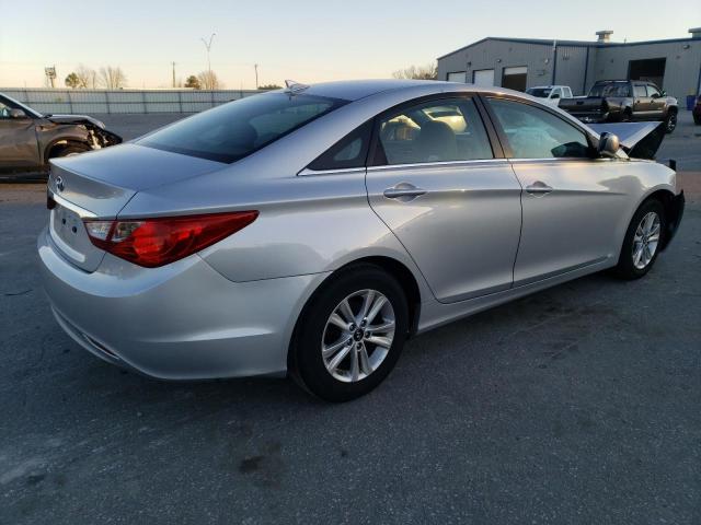 Obraz 3 z 2012 HYUNDAI SONATA GLS 2012 z VIN 5NPEB4ACXCH321471
