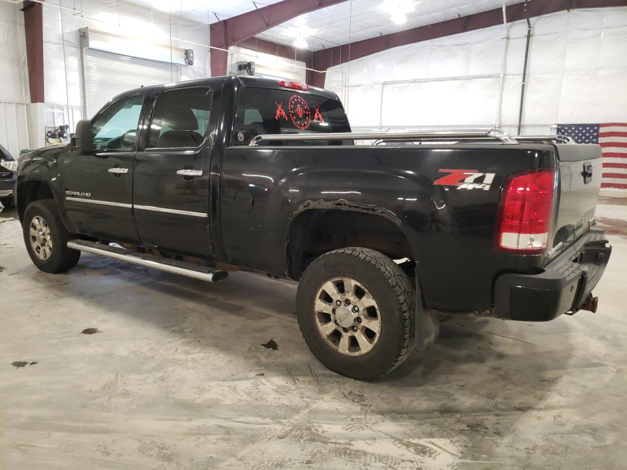 Image 2 of 2014 GMC SIERRA K2500 DENALI 2014 with VIN 1GT125E89EF102654