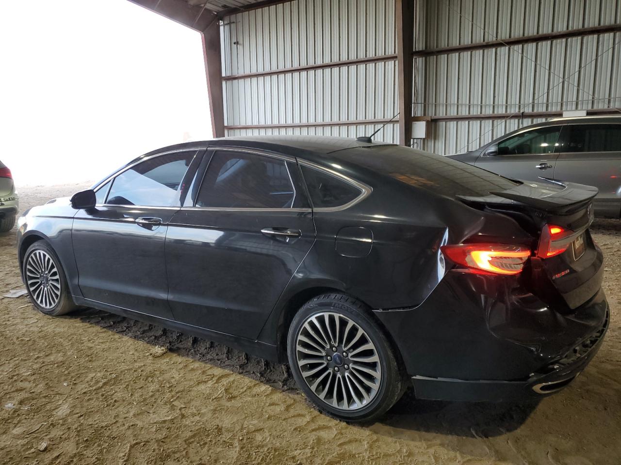 Изображение 2 2017 FORD FUSION TITANIUM 2017 с VIN 3FA6P0K99HR112461