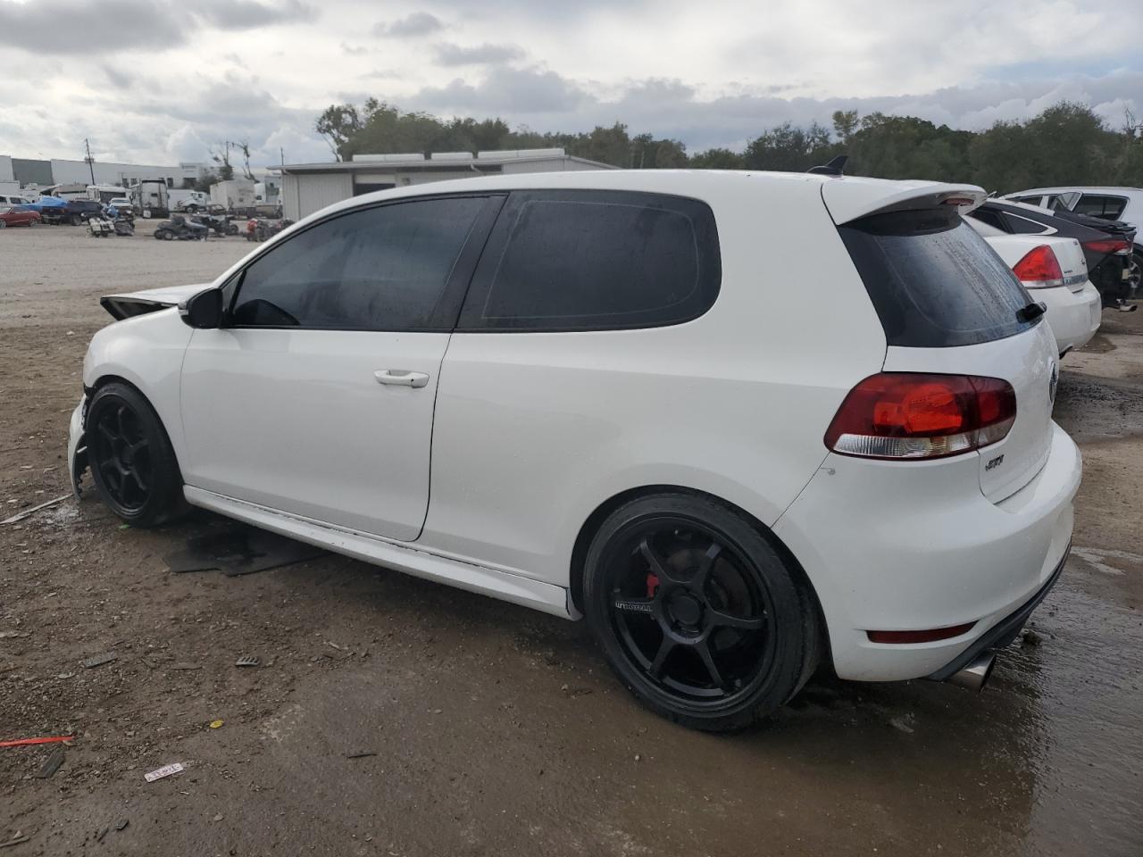 Image 2 of 2011 VOLKSWAGEN GTI  2011 with VIN WVWEV7AJ7BW087418
