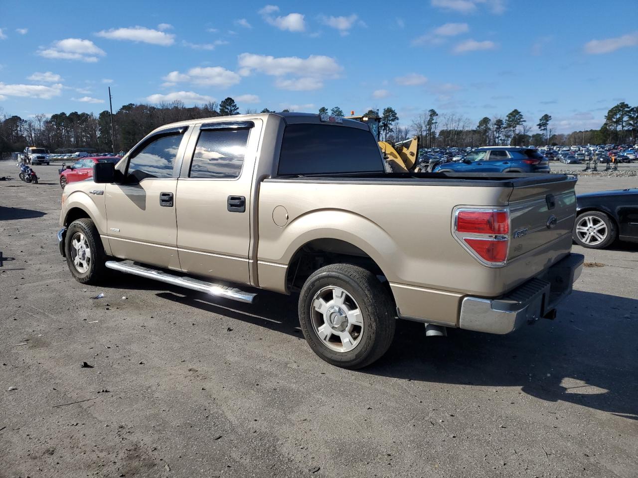 Obraz 2 z 2013 FORD F150 SUPERCREW 2013 z VIN 1FTFW1CT2DFA50843