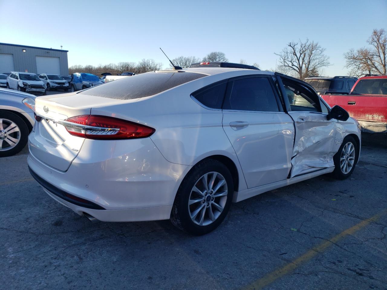 Obraz 3 z 2017 FORD FUSION SE 2017 z VIN 3FA6P0H7XHR104889