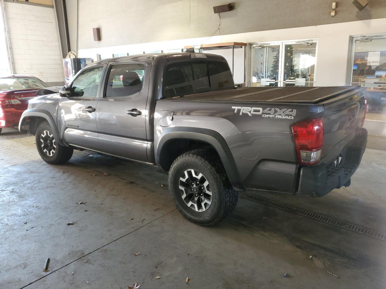 Obraz 2 z 2017 TOYOTA TACOMA DOUBLE CAB 2017 z VIN 5TFCZ5AN9HX108582