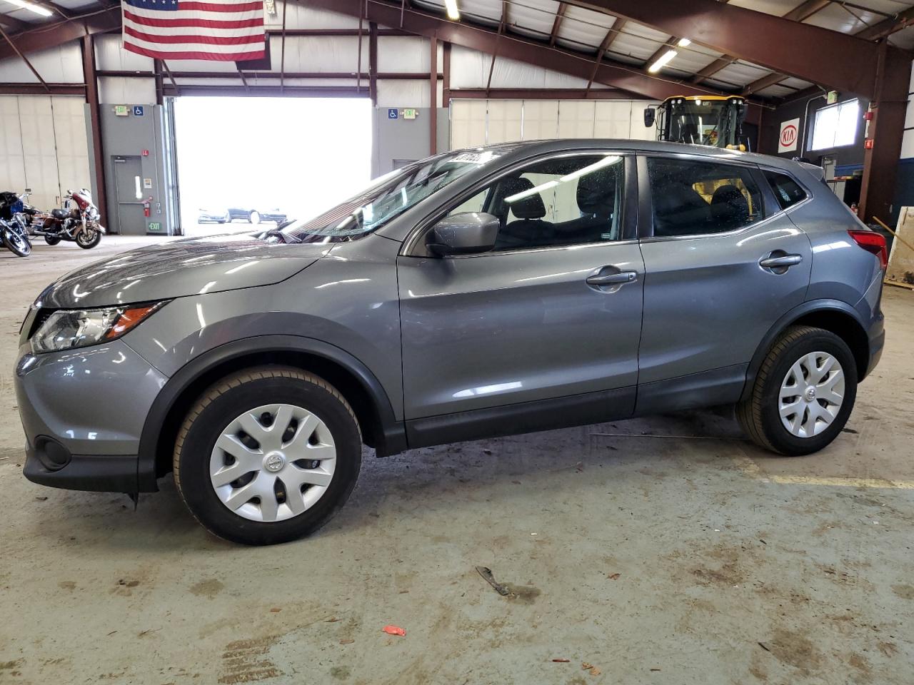 Image 1 of 2019 NISSAN ROGUE SPORT S 2019 with VIN JN1BJ1CR7KW316505