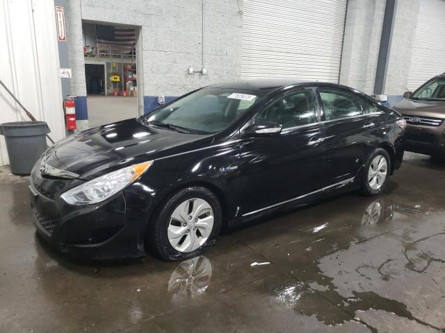 Obraz 1 z 2013 HYUNDAI SONATA HYBRID 2013 z VIN KMHEC4A44DA085040