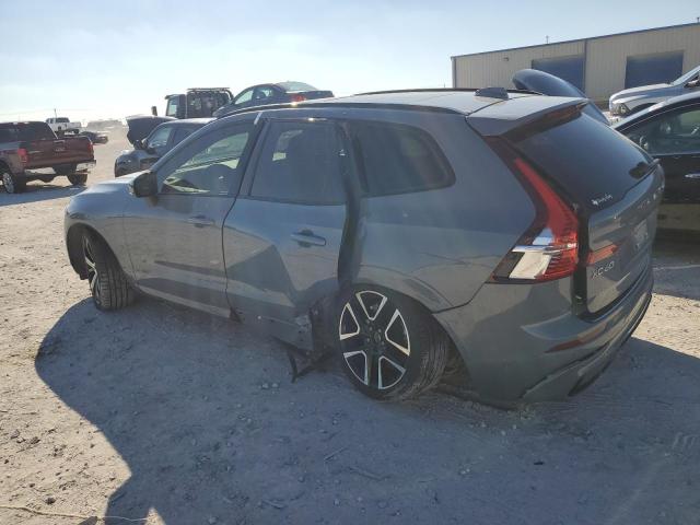 Obraz 2 z 2022 VOLVO XC60 B5 R-DESIGN 2022 z VIN YV4L12RM3N1954509