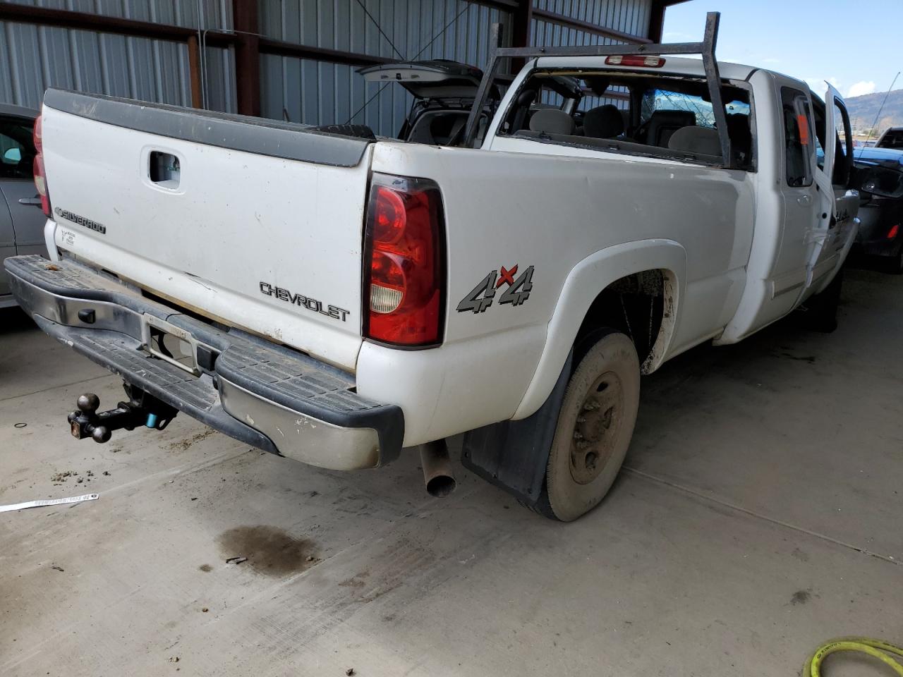 Obraz 3 z 2004 CHEVROLET SILVERADO K2500 HEAVY DUTY 2004 z VIN 1GCHK29U44E138714