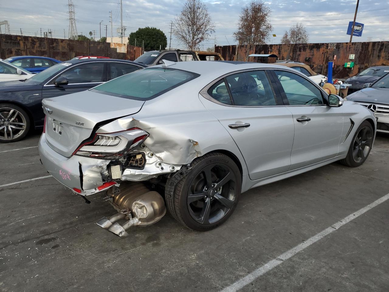 Image 3 of 2019 GENESIS G70 PRESTIGE 2019 with VIN KMTG44LA7KU017907