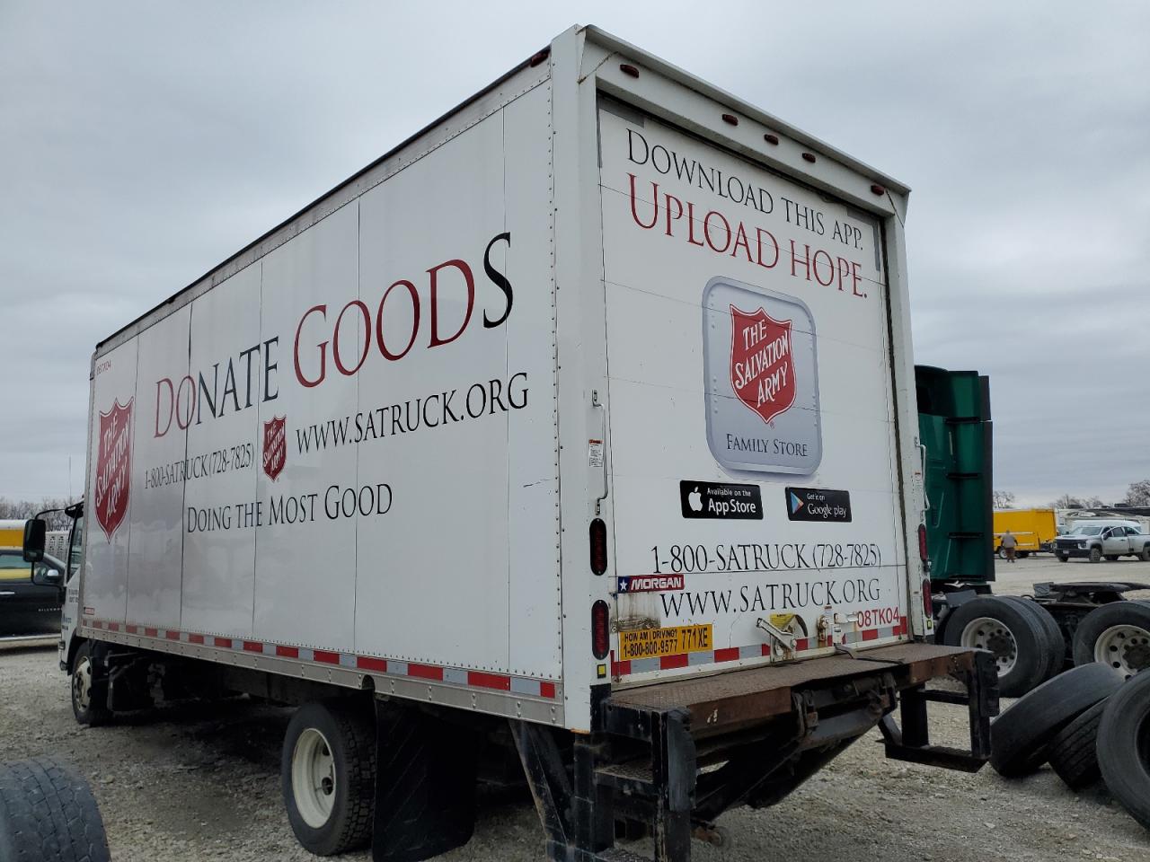 Image 2 of 2015 ISUZU NRR  2015 with VIN JALE5W161F7301789