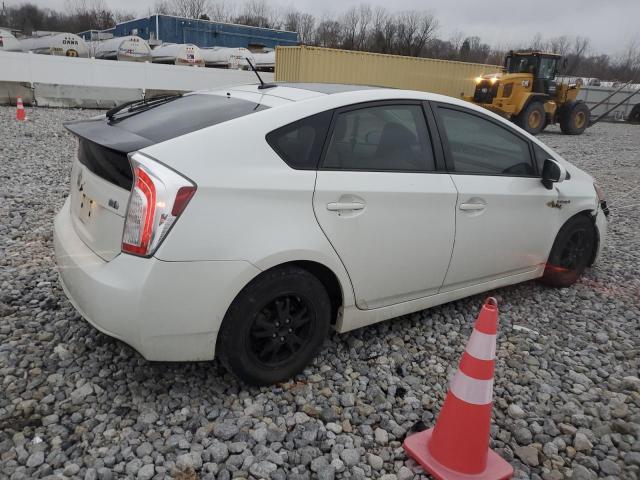 Image 3 of 2014 TOYOTA PRIUS  2014 with VIN JTDKN3DU3E1772387