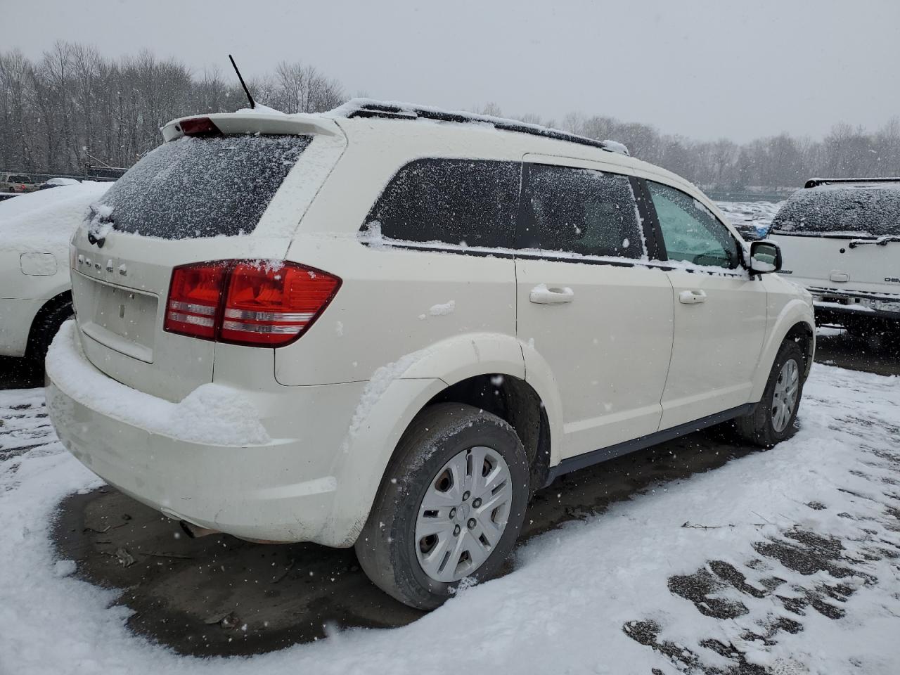 Изображение 3 2016 DODGE JOURNEY SE 2016 с VIN 3C4PDCAB1GT140365