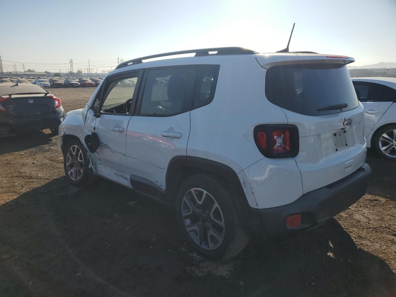 Image 2 of 2018 JEEP RENEGADE LATITUDE 2018 with VIN ZACCJABB0JPH51237