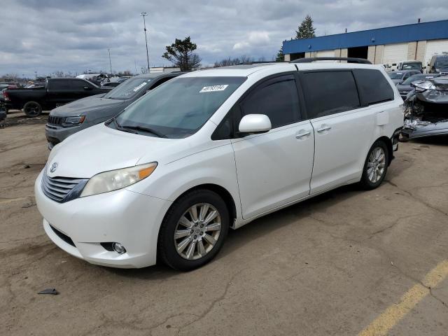2011 TOYOTA SIENNA XLE 2011 image