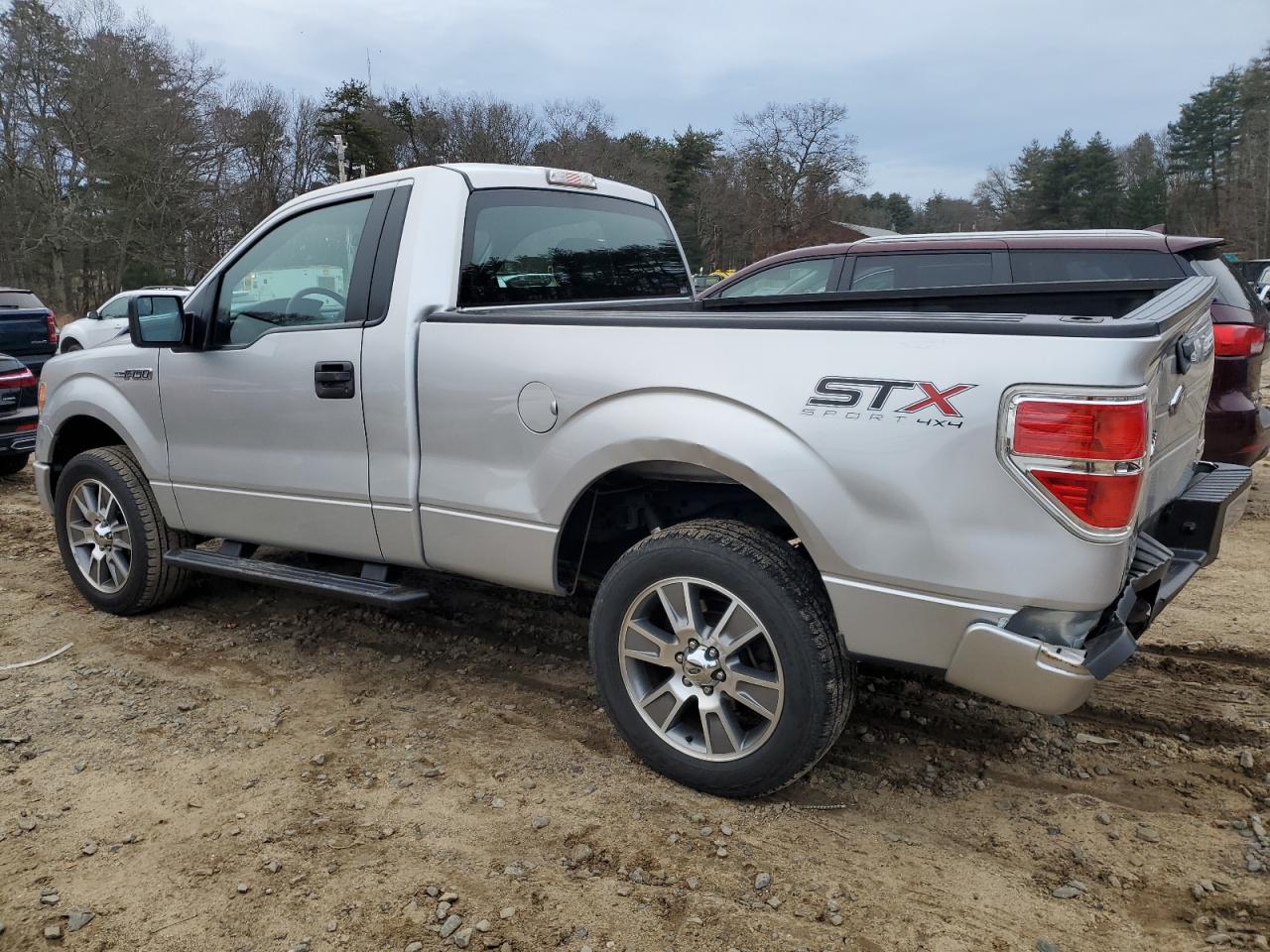 Obraz 2 z 2014 FORD F150  2014 z VIN 1FTMF1EF4EFC58108