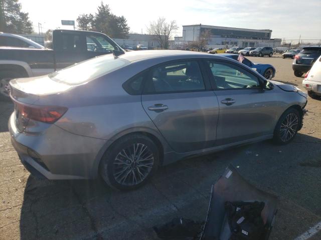 Image 3 of 2022 KIA FORTE GT LINE 2022 with VIN 3KPF54AD0NE455711