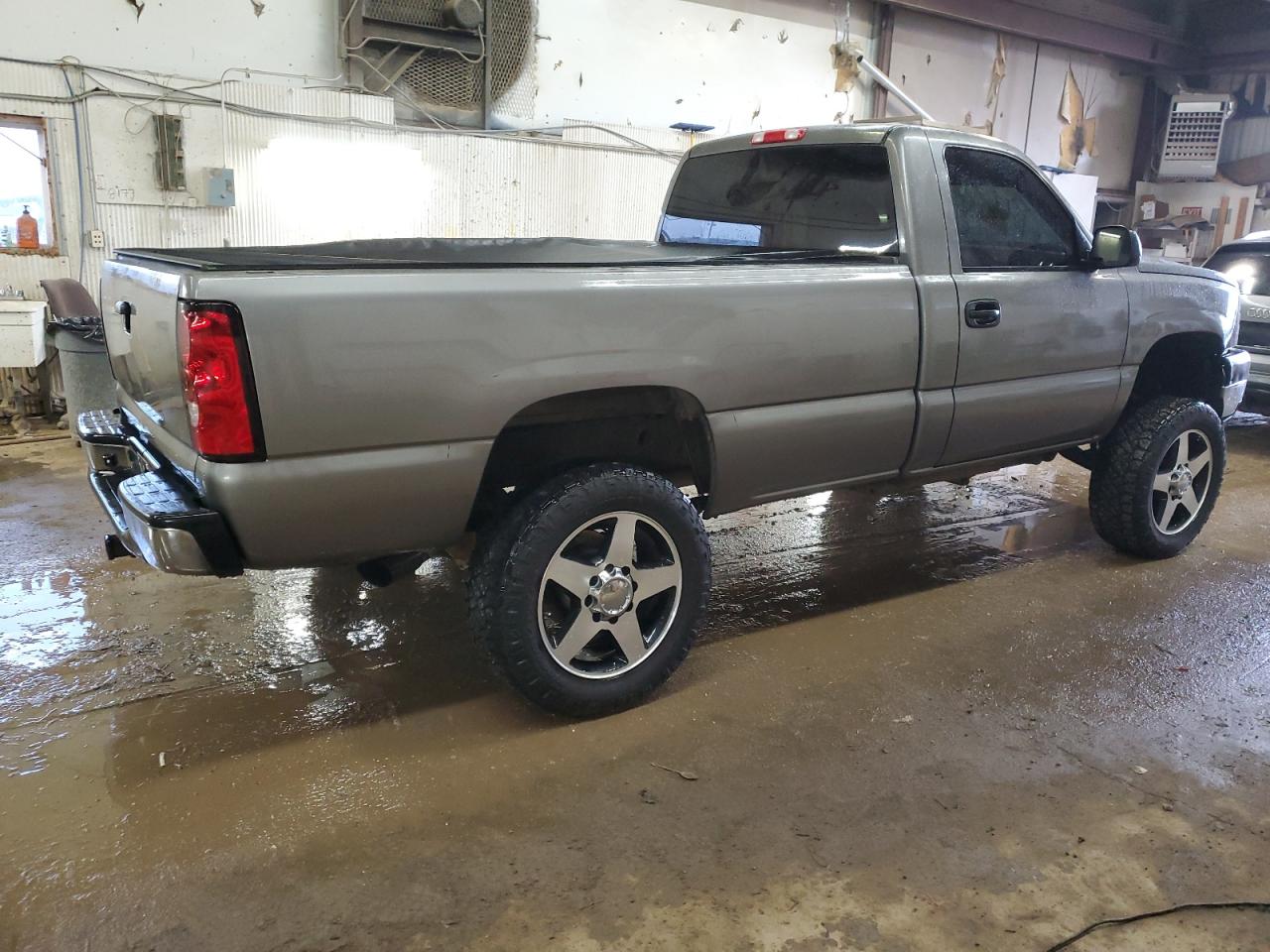 Изображение 3 2007 CHEVROLET SILVERADO C2500 HEAVY DUTY 2007 с VIN 1GCHC24D87E158988