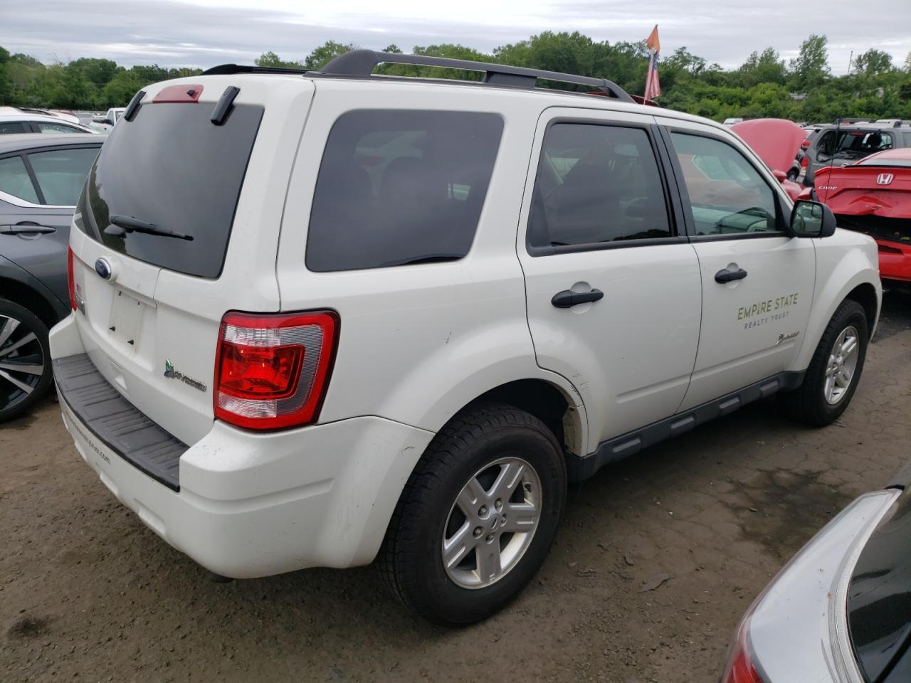 Image 3 of 2011 FORD ESCAPE HYBRID 2011 with VIN 1FMCU5K3XBKB88115