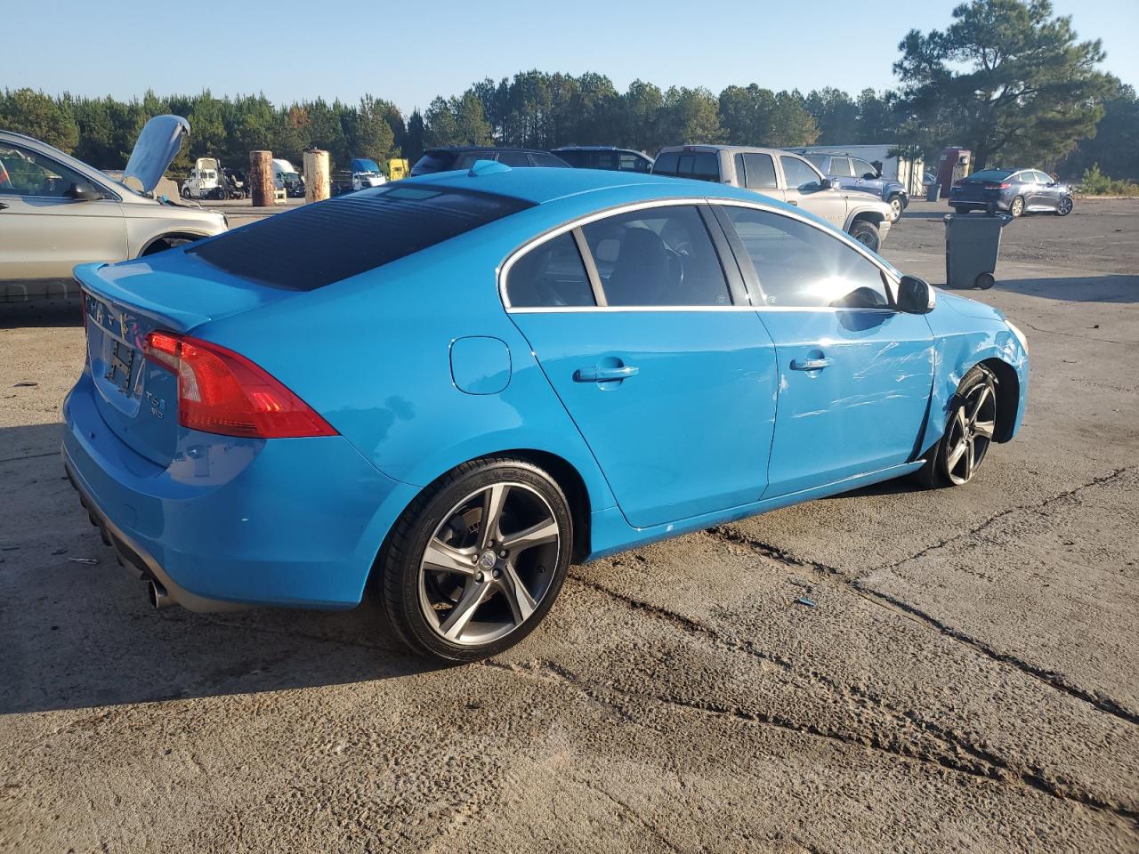 Image 3 of 2013 VOLVO S60 T6 2013 with VIN YV1902FH1D2182635