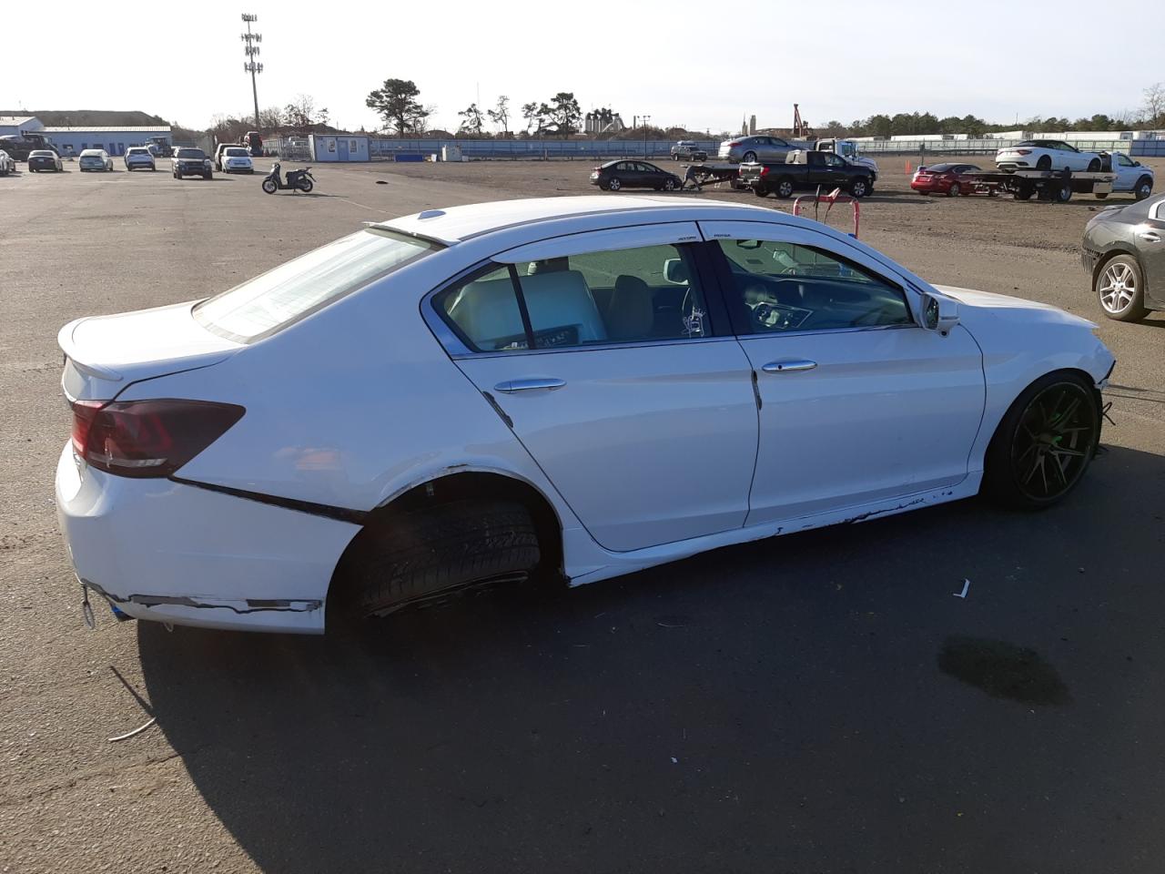 Image 3 of 2013 HONDA ACCORD EXL 2013 with VIN 1HGCR2F87DA266628