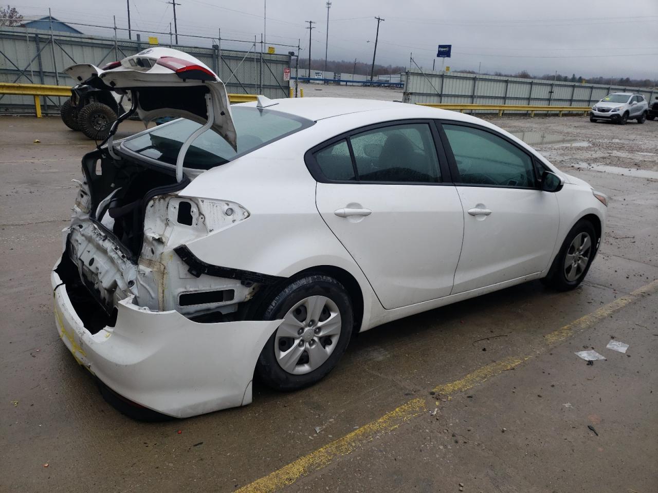Image 3 of 2017 KIA FORTE LX 2017 with VIN 3KPFL4A76HE052966