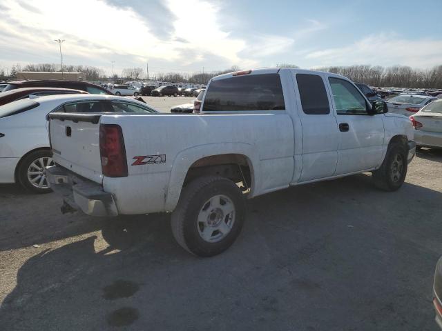Image 3 of 2004 CHEVROLET SILVERADO K1500 2004 with VIN 1GCEK19T04E208780