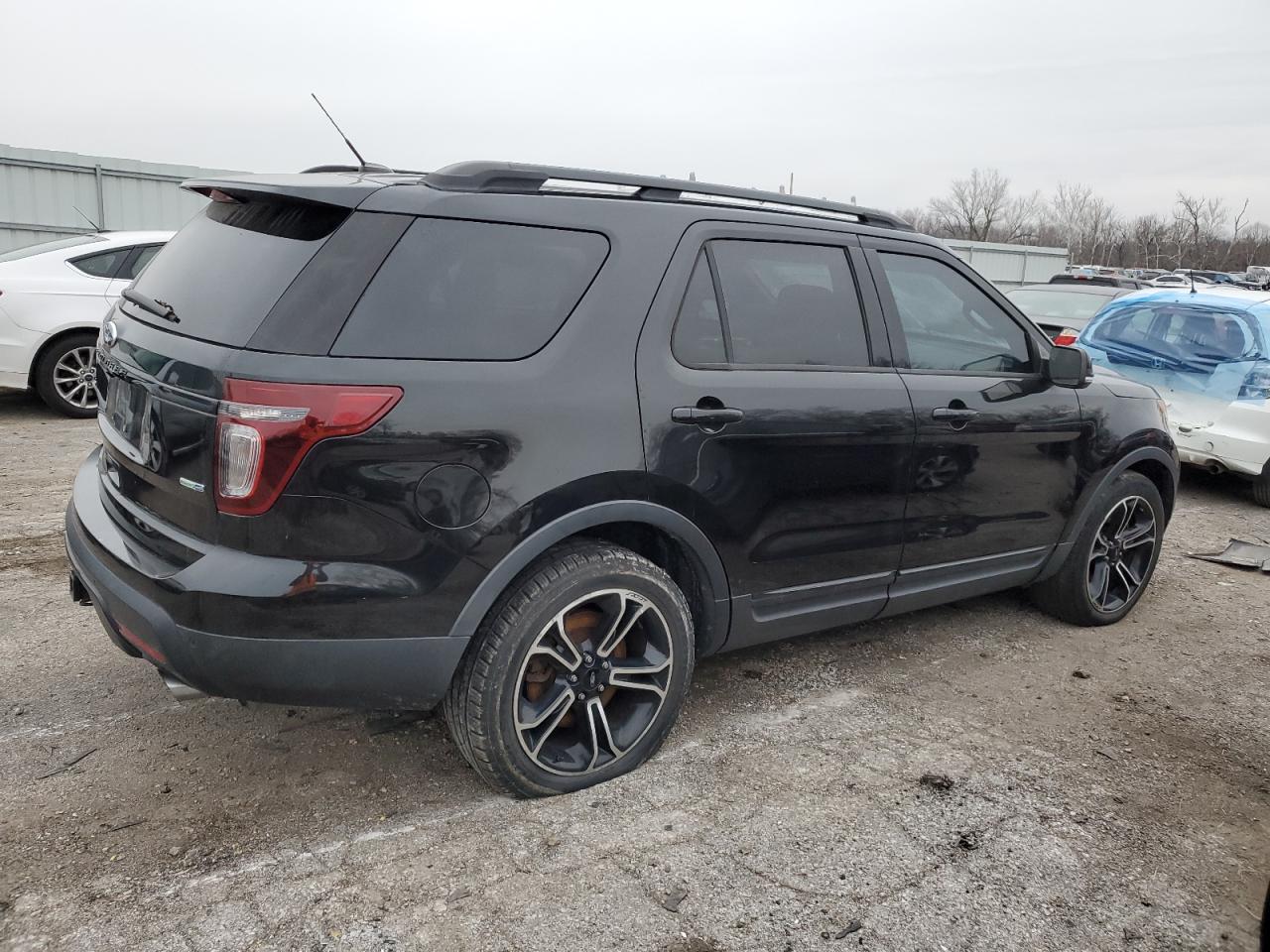 Obraz 3 z 2015 FORD EXPLORER SPORT 2015 z VIN 1FM5K8GT5FGA40407