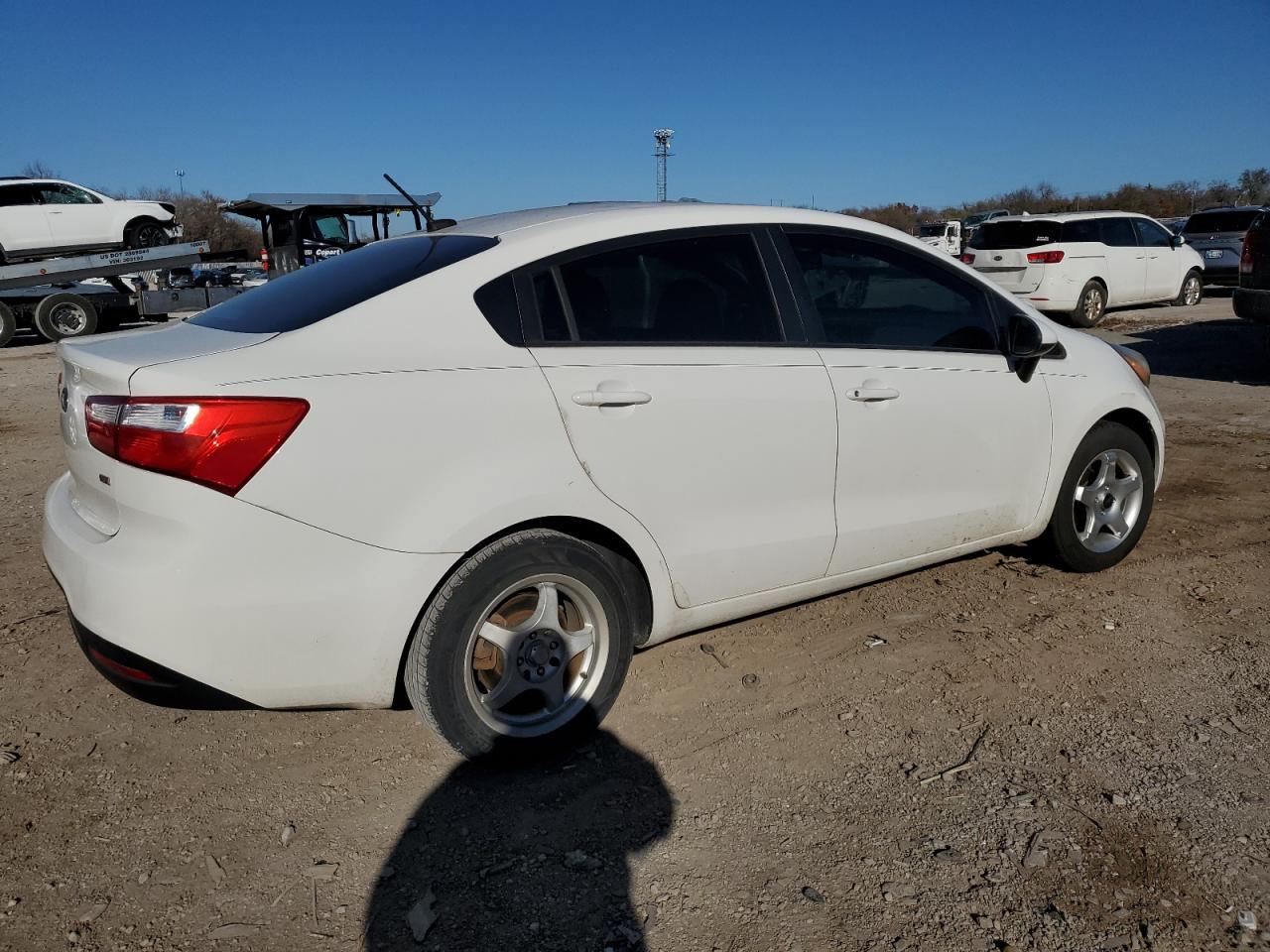 Изображение 3 2013 KIA RIO LX 2013 с VIN KNADM4A35D6172644