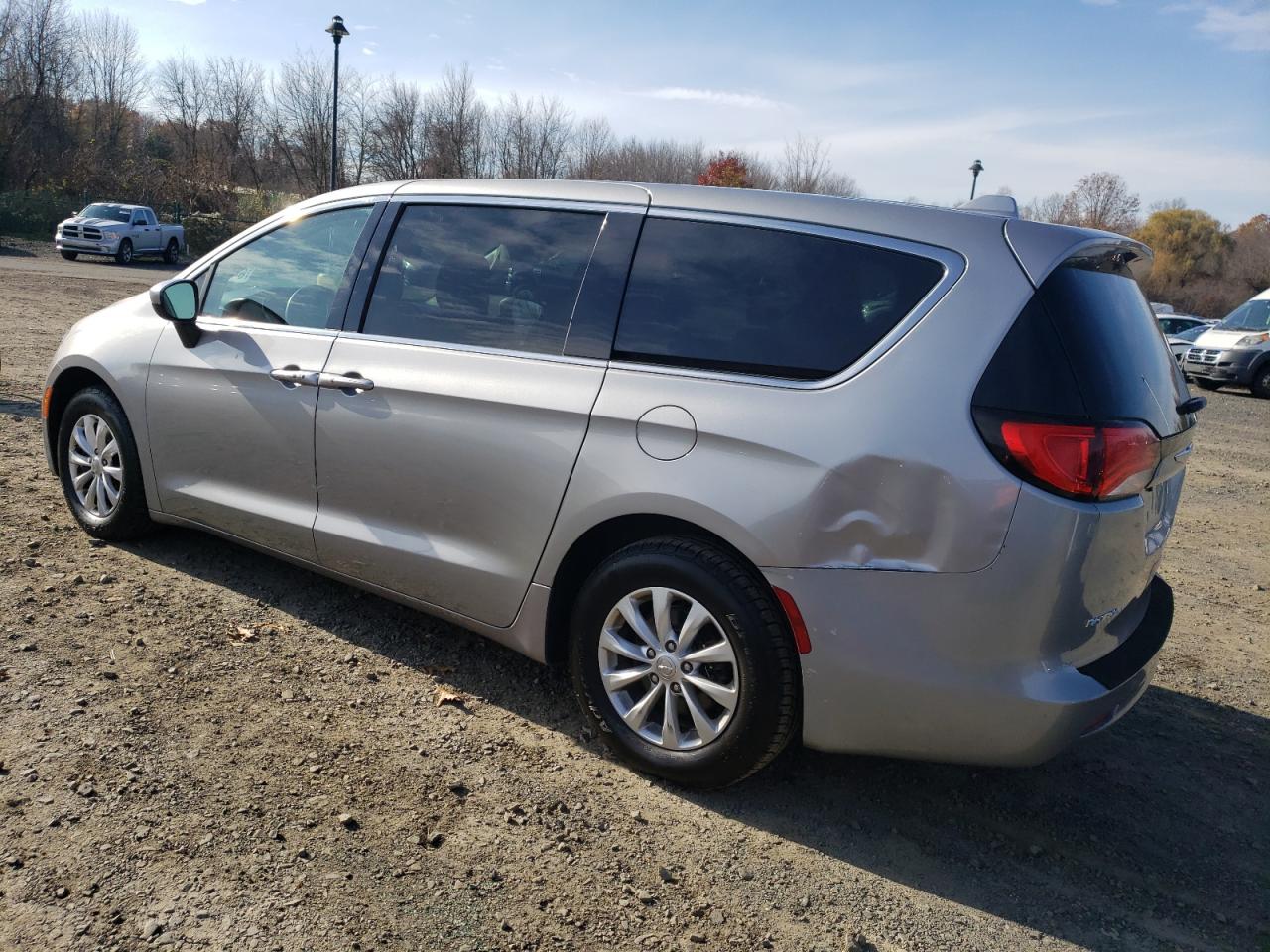 Изображение 2 2017 CHRYSLER PACIFICA TOURING 2017 с VIN 2C4RC1DG0HR667969