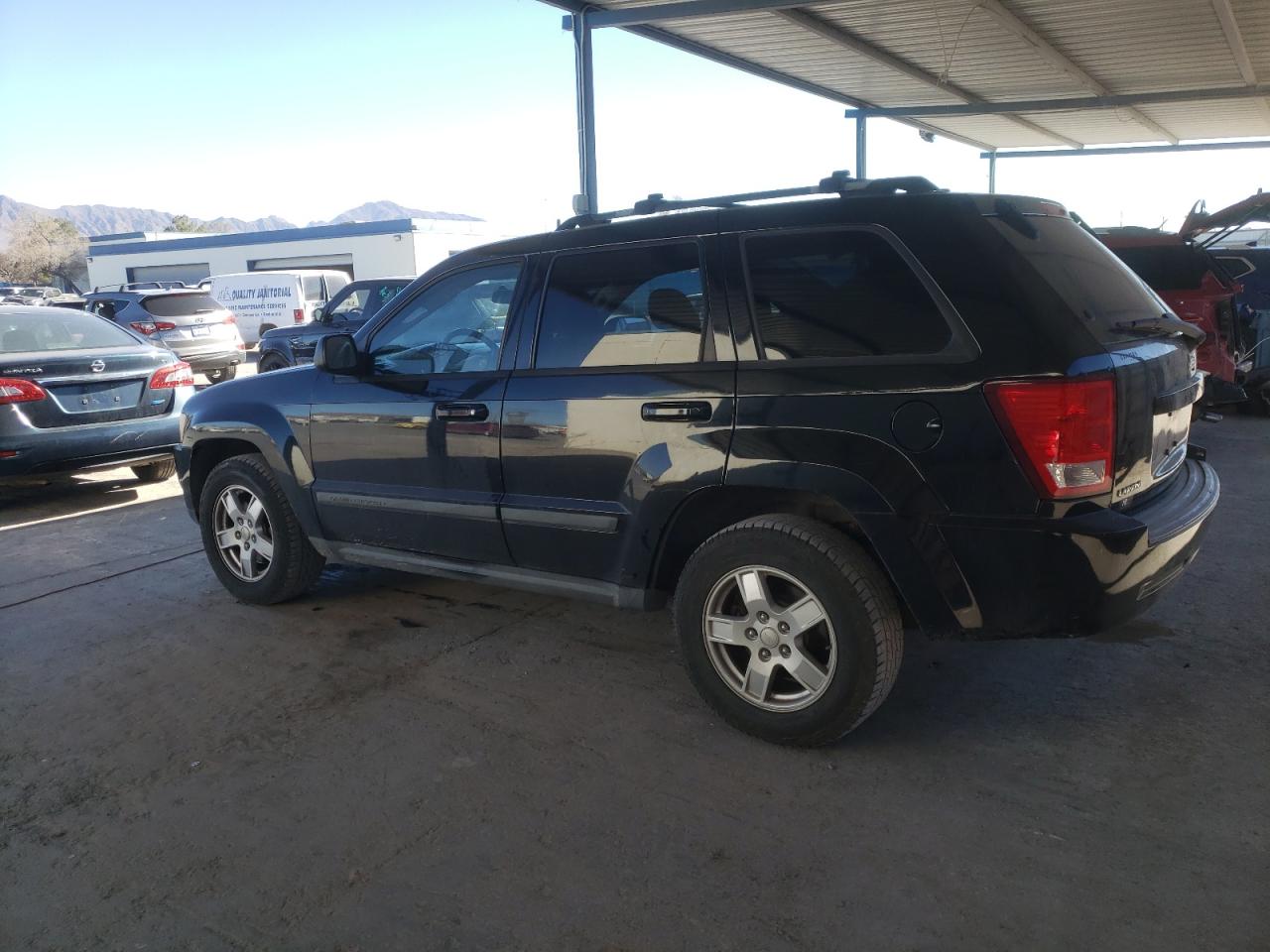 Obraz 2 z 2007 JEEP GRAND CHEROKEE LAREDO 2007 z VIN 1J8GS48K27C519378