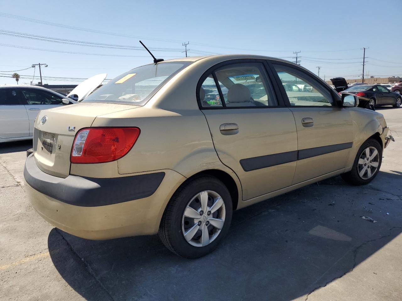 Image 3 of 2009 KIA RIO BASE 2009 with VIN KNADE223696550915