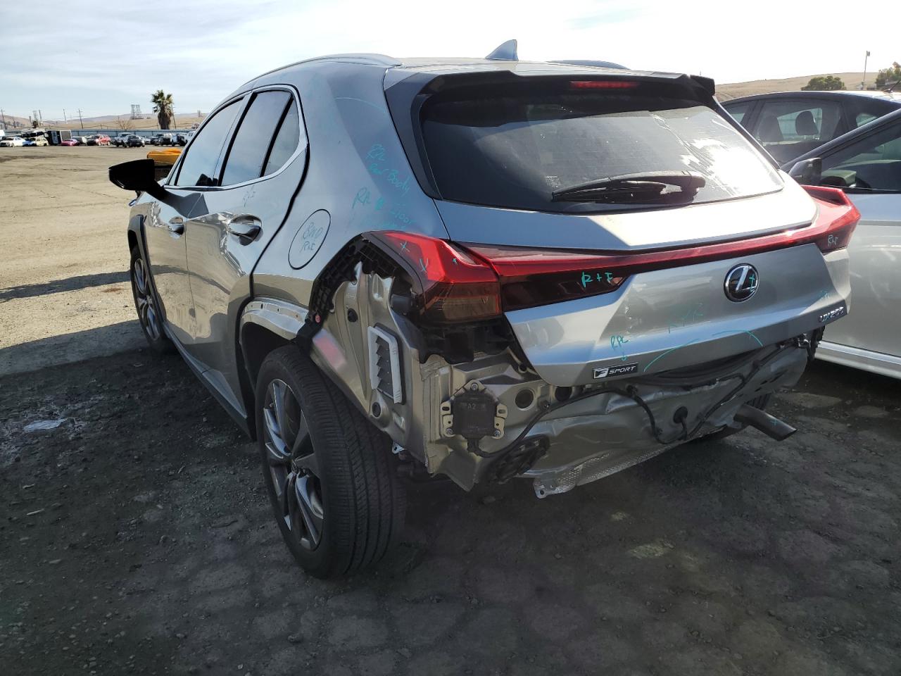 Obraz 2 z 2019 LEXUS UX 200 2019 z VIN JTHY3JBHXK2020684