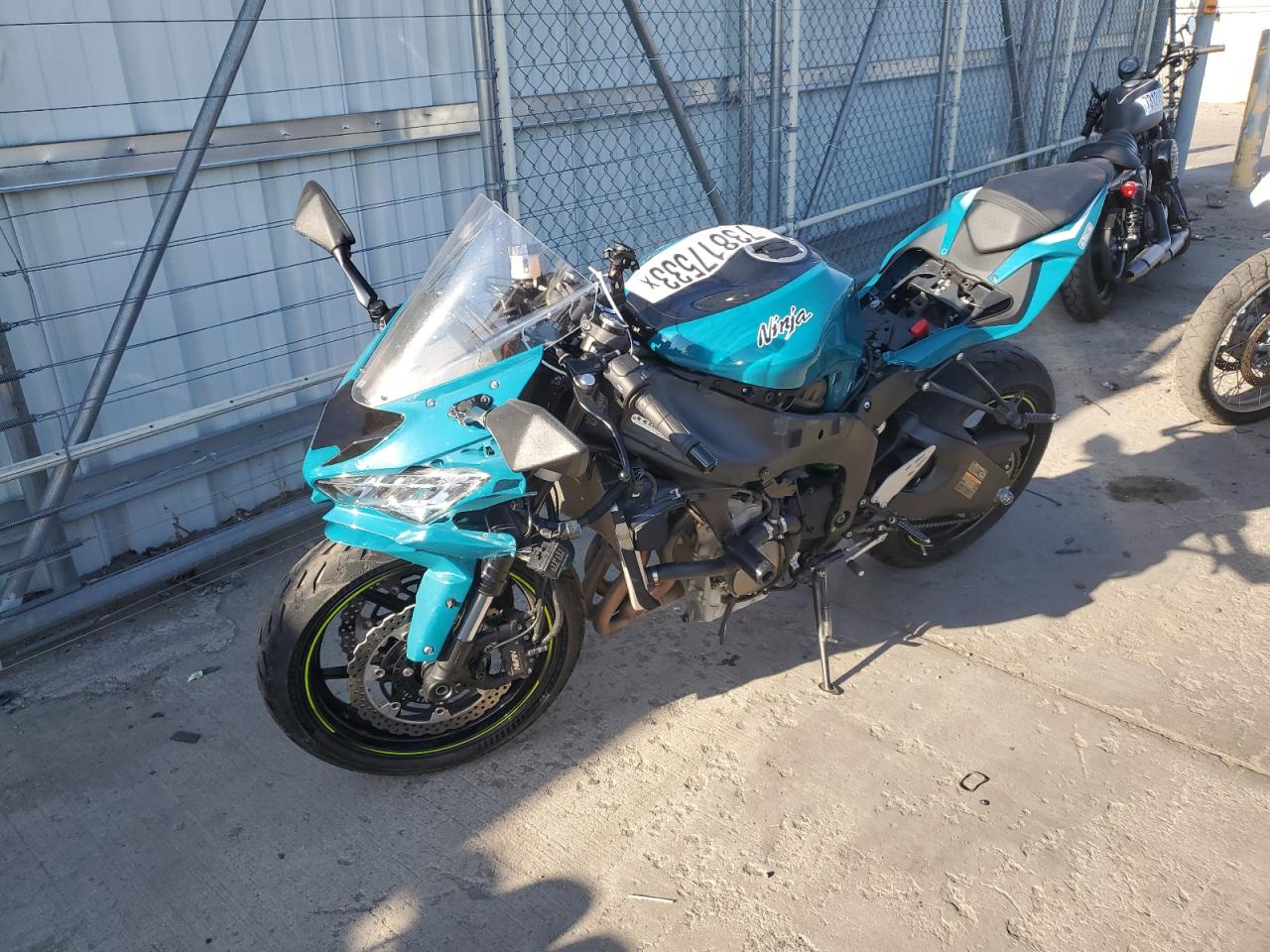 Изображение 2 2021 KAWASAKI ZX636 K 2021 с VIN JKBZXJH10MA007896