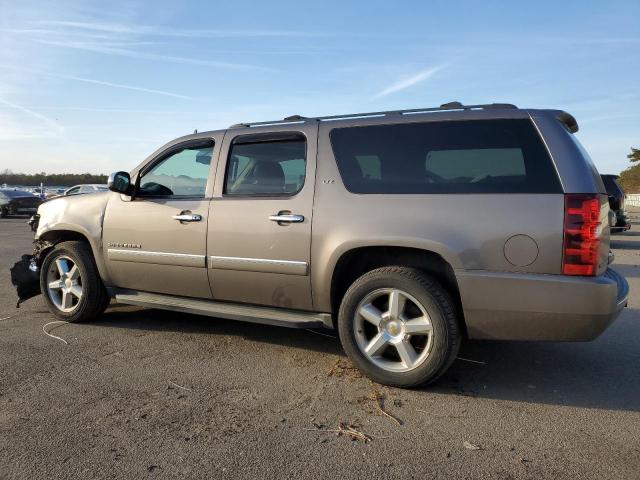 Image 2 of 2011 CHEVROLET SUBURBAN K1500 LTZ 2011 with VIN 1GNSKKE33BR355199