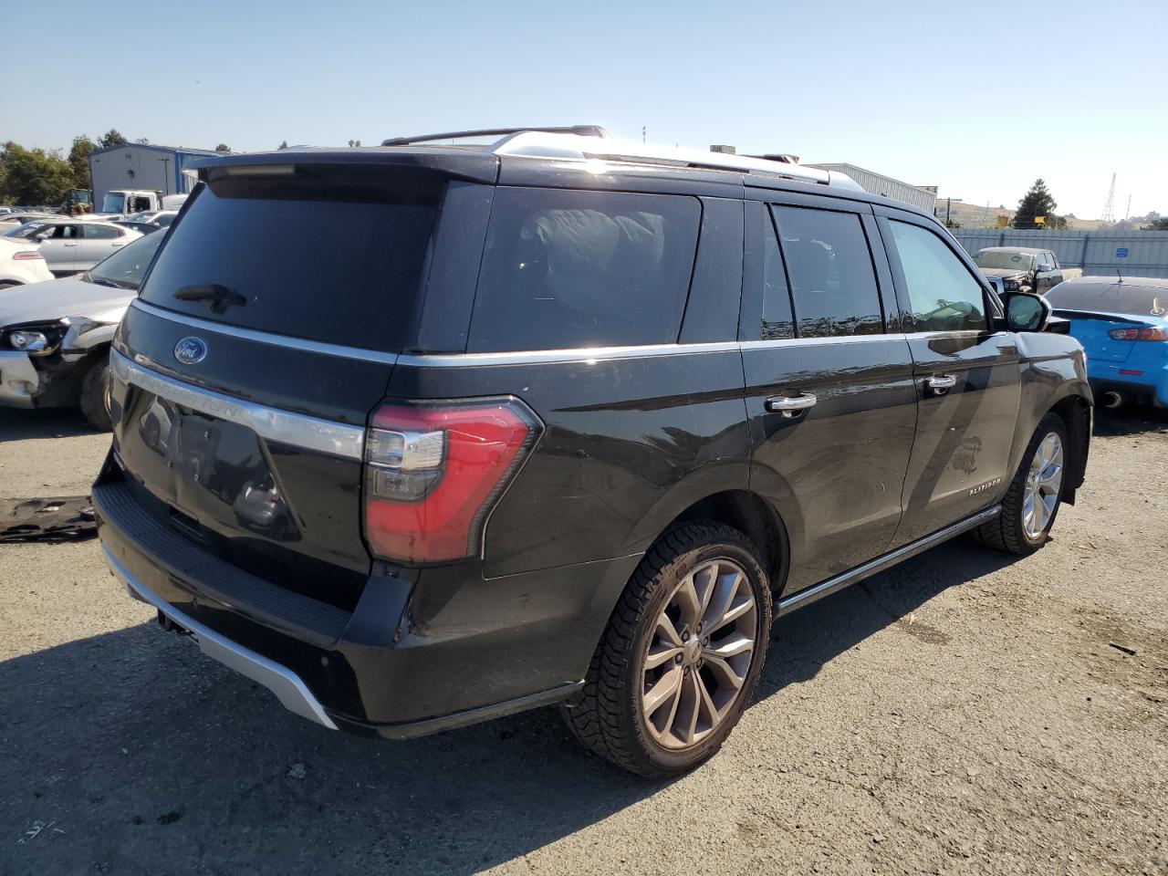 Изображение 3 2018 FORD EXPEDITION PLATINUM 2018 с VIN 1FMJU1MTXJEA37849