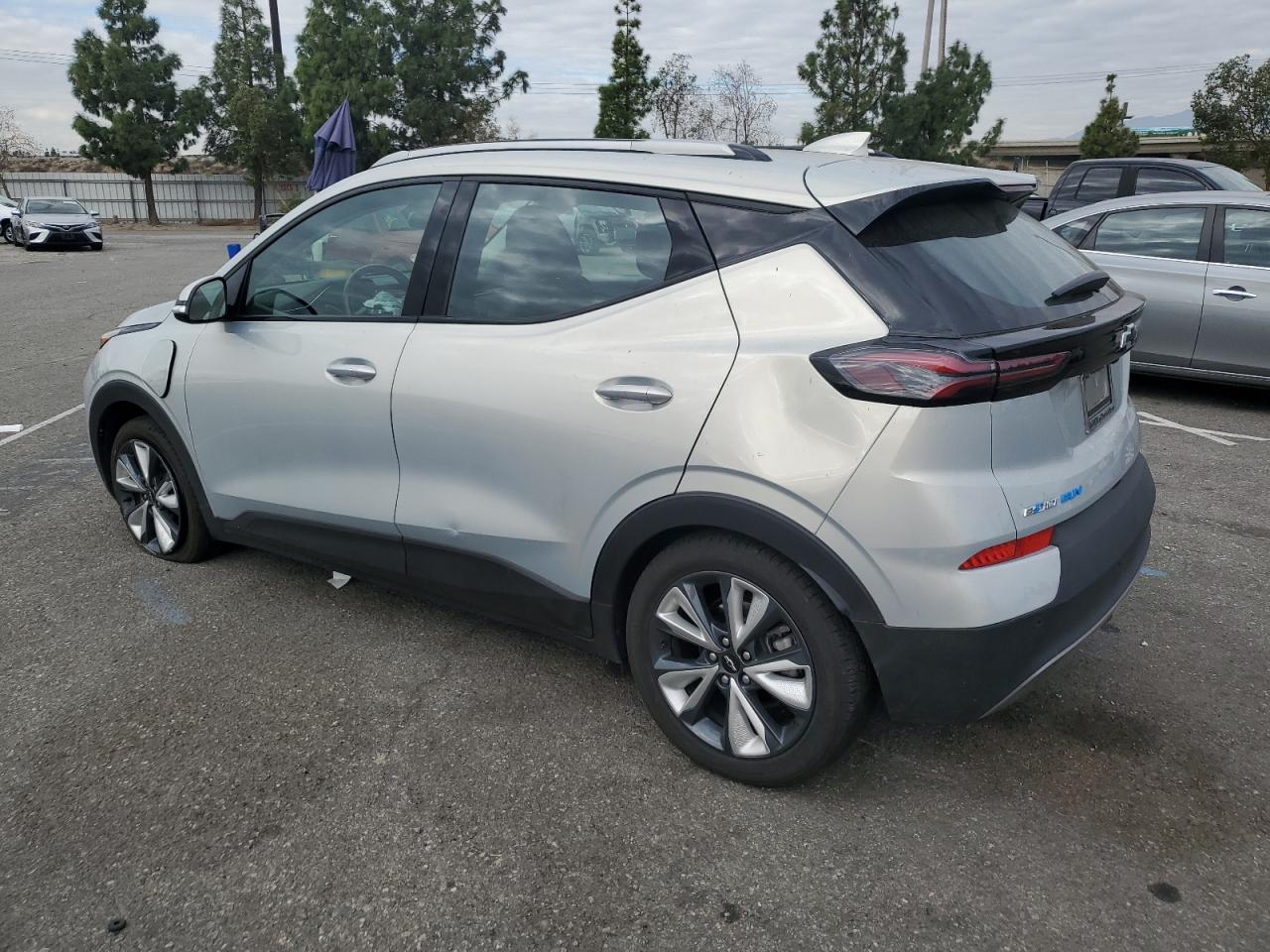 Изображение 2 2022 CHEVROLET BOLT EUV LT 2022 с VIN 1G1FY6S04N4124400