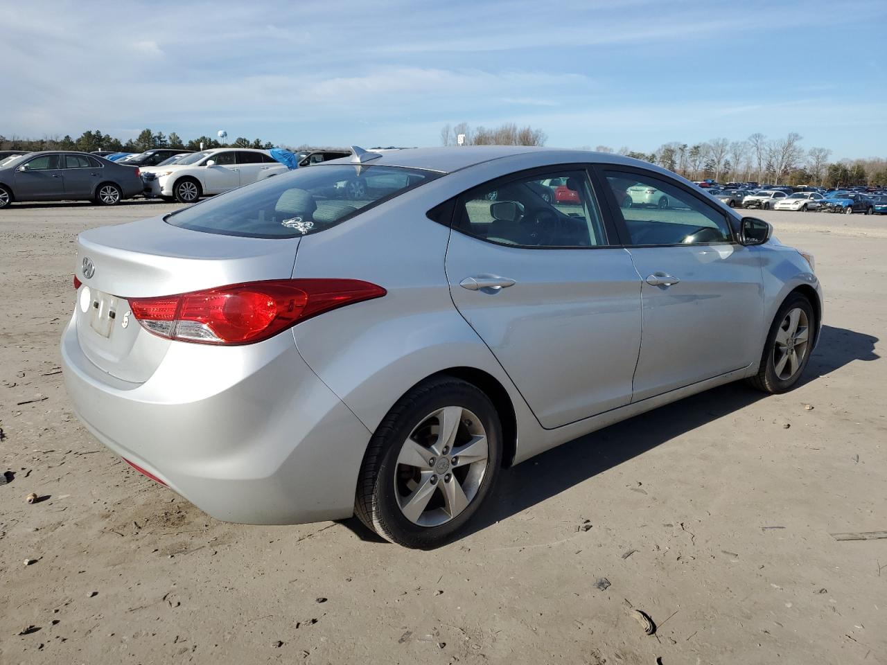 Obraz 3 z 2013 HYUNDAI ELANTRA GLS 2013 z VIN 5NPDH4AE2DH332204