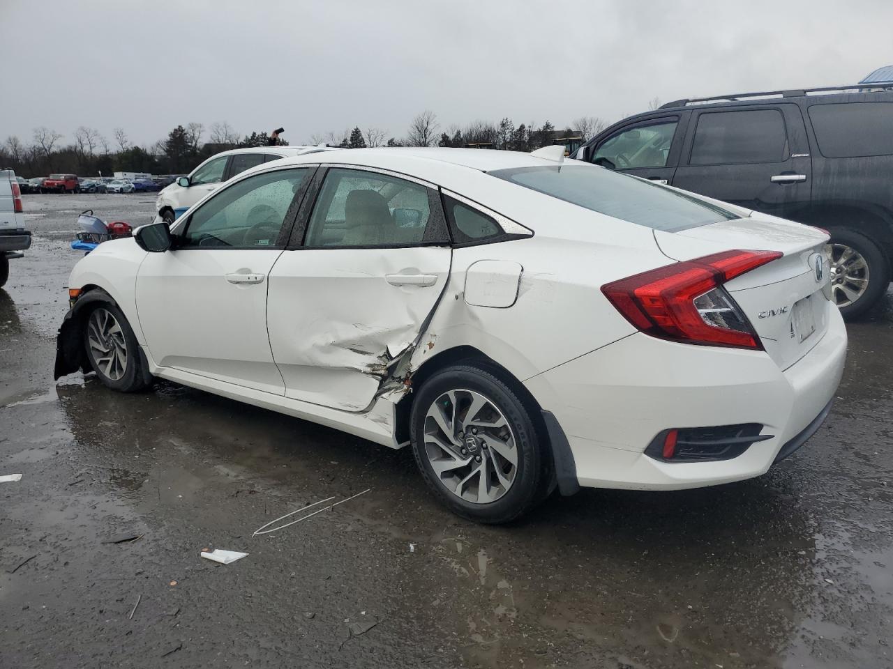 Obraz 2 z 2018 HONDA CIVIC EX 2018 z VIN 19XFC2F72JE209847