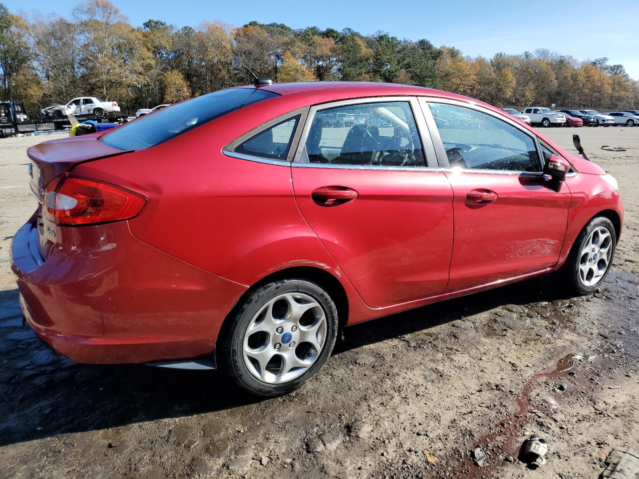 Image 3 of 2011 FORD FIESTA SEL 2011 with VIN 3FADP4CJ7BM226597